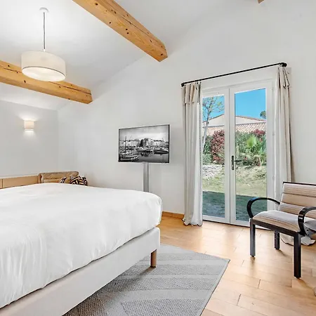 Exceptional Villa- Ac- 5br-10p- Baie Des Canebiers サントロペ