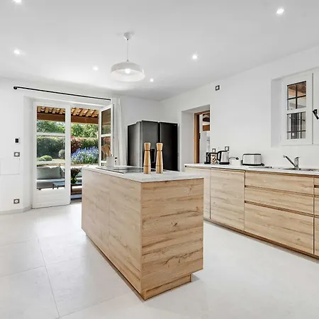 Exceptional Villa- Ac- 5br-10p- Baie Des Canebiers ヴィラ *