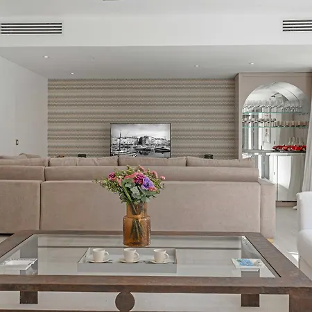 Exceptional Villa- Ac- 5br-10p- Baie Des Canebiers サントロペ