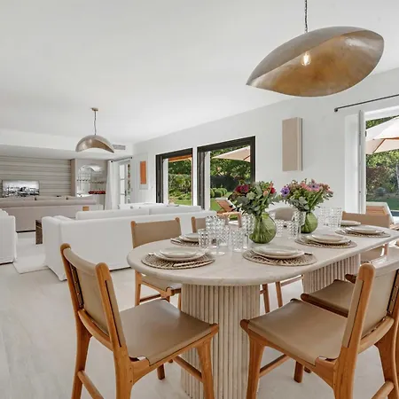 Exceptional Villa- Ac- 5br-10p- Baie Des Canebiers ヴィラ *
