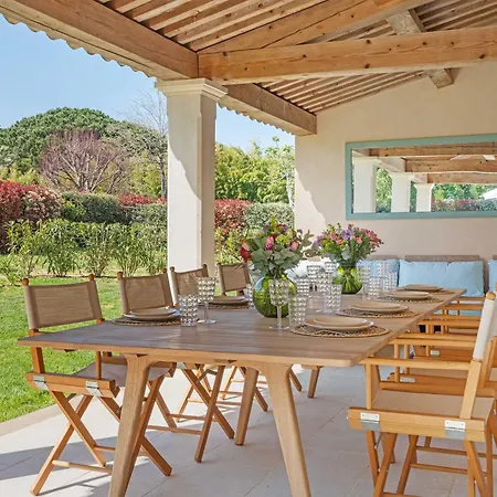 Exceptional Villa- Ac- 5br-10p- Baie Des Canebiers ヴィラ サントロペ