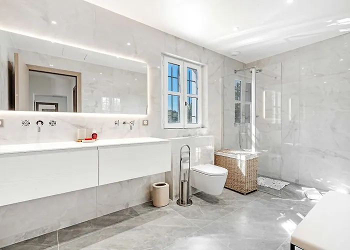 Exceptional Villa- Ac- 5br-10p- Baie Des Canebiers Villa *