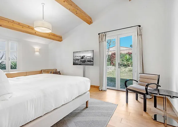 Exceptional Villa- Ac- 5br-10p- Baie Des Canebiers Saint Tropez