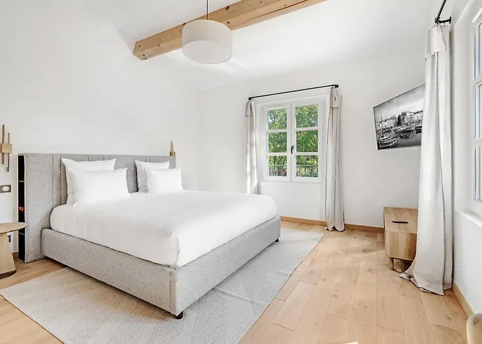 Exceptional Villa- Ac- 5br-10p- Baie Des Canebiers