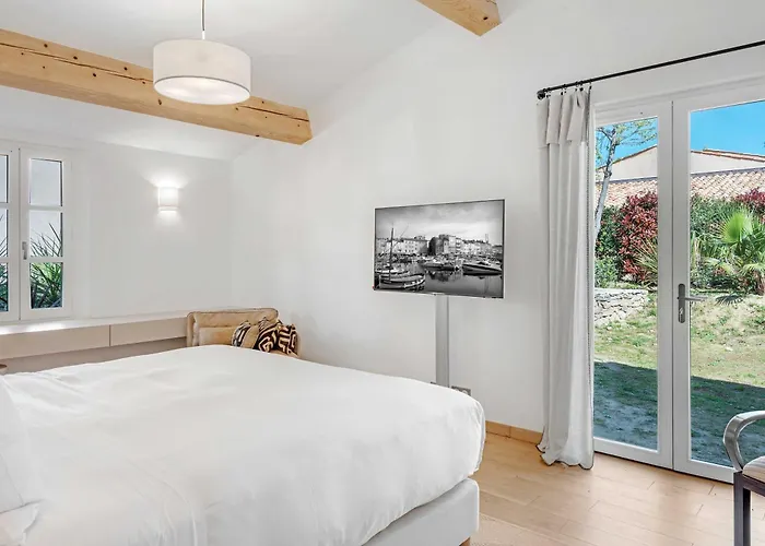 Exceptional Villa- Ac- 5br-10p- Baie Des Canebiers