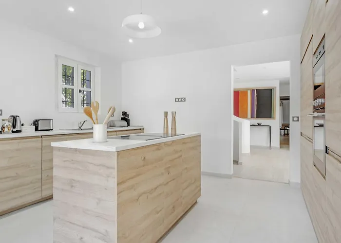 Exceptional Villa- Ac- 5br-10p- Baie Des Canebiers